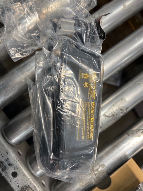 Photo 1 of DEWALT DXAEC2 DXAEC2 Professional 2-Amp Automotive Battery Charger and Maintainer
