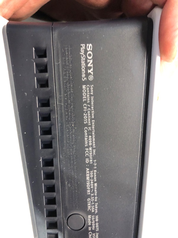 Photo 1 of PlayStation®5 Console – Call of Duty® Modern Warfare® III Bundle
