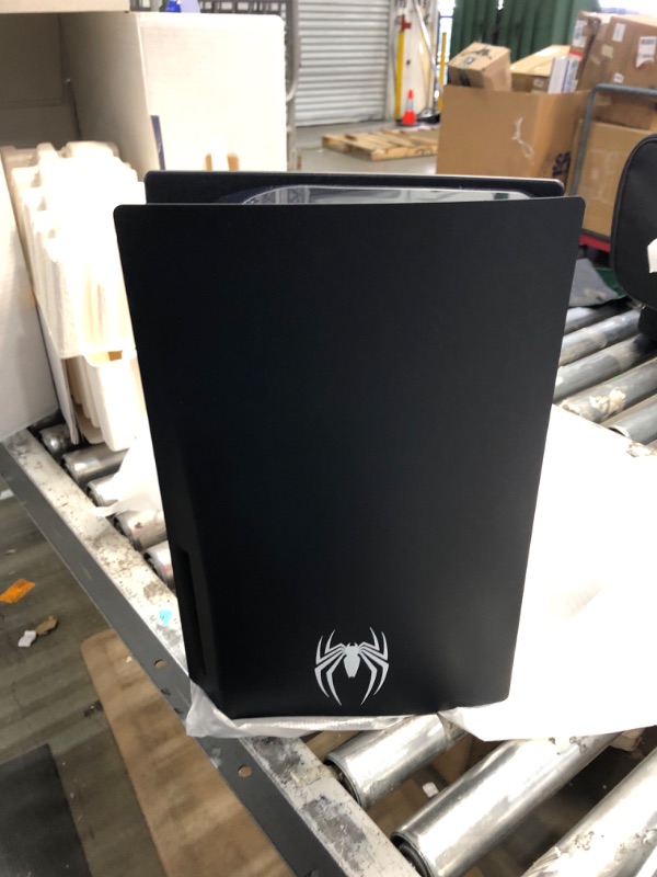 Photo 7 of PlayStation 5 Console – Marvel’s Spider-Man 2 Limited Edition Bundle
