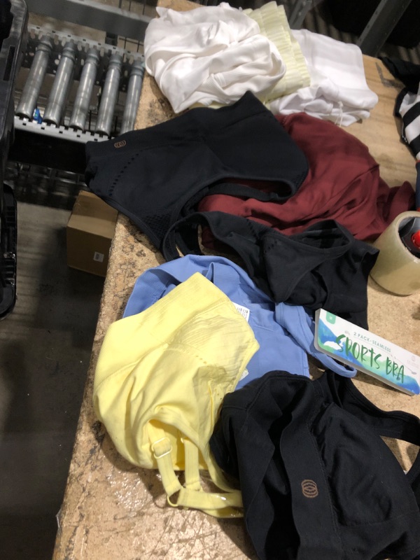 Photo 1 of bundle of 8 assorted womens exercise gear size med 