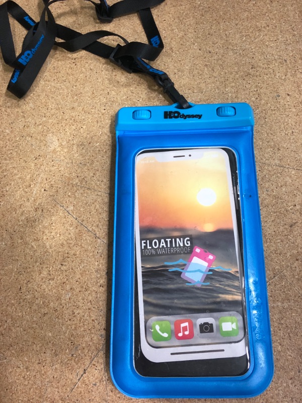 Photo 2 of H2Odyssey Floating Phone Pouch
