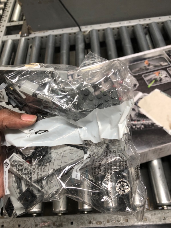 Photo 2 of ****MISSING PARTS*****LEGO Star Wars: The Mandalorian Imperial Light Cruiser 75315 Awesome Toy Building Kit for Kids, Featuring 5 Minifigures; New 2021 (1,336 Pieces) Frustration-Free Packaging
