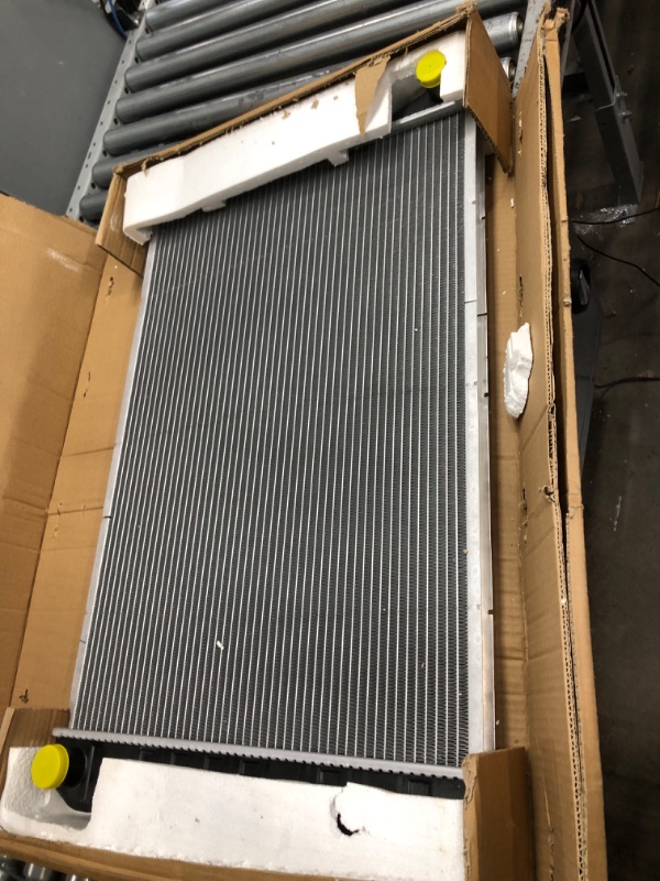 Photo 2 of Spectra Premium CU716 Complete Radiator