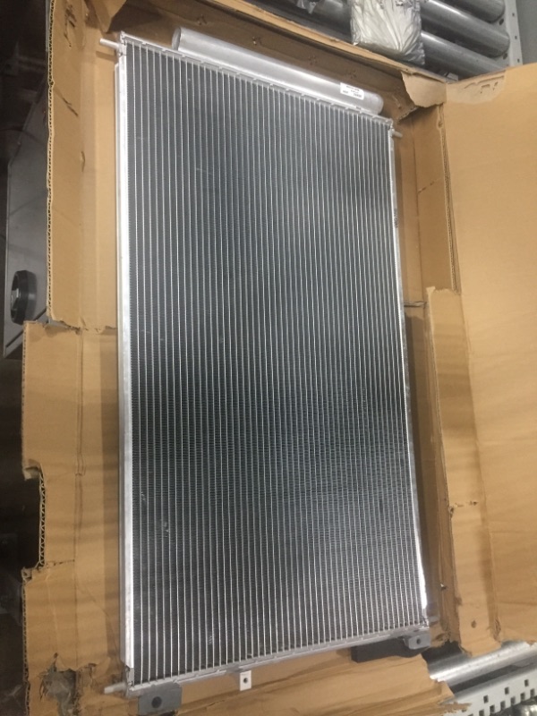 Photo 2 of Denso 477-0618 A/C Condenser