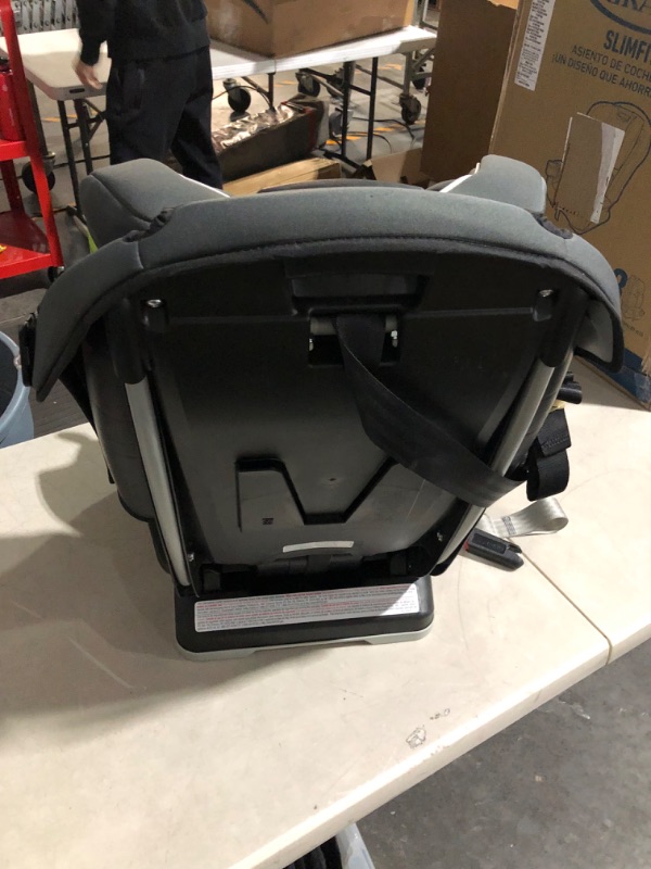 Photo 3 of **PARTS** *SEE CLERK NOTES* Graco Slimfit 3 in 1 Car Seat |  -Redmond SlimFit Redmond