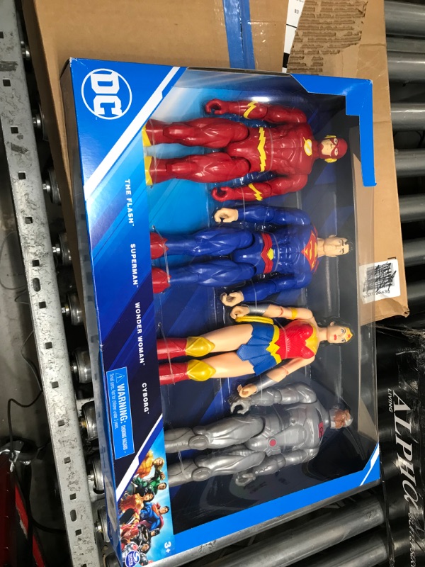 Photo 2 of DC Comics 12-inch Action Figure 4-Pack with Superman, The Flash, Wonder Woman and Cyborg 4 PK - Superman, The Flash, Cyborg, Wonder Woman (v1)