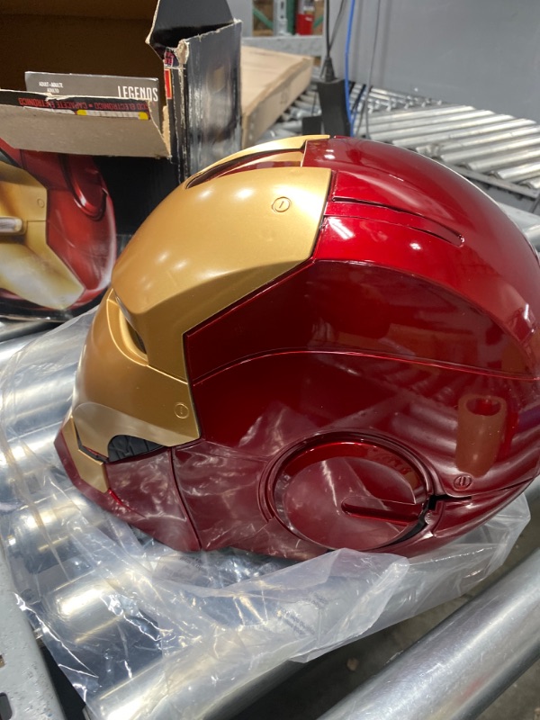 Photo 3 of Avengers Marvel Legends Iron Man Electronic Helmet - Multicolor Characters