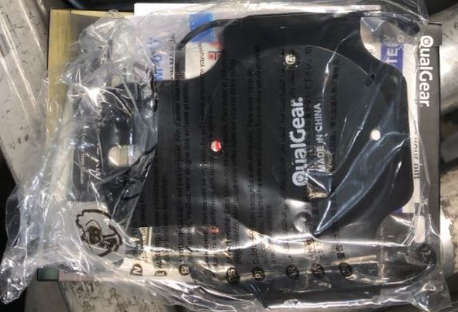 Photo 1 of QualGear QG-AM-017 Mount for Apple TV/AirPort Express Base Station (For 2nd & 3rd Generation Apple TVs) Black