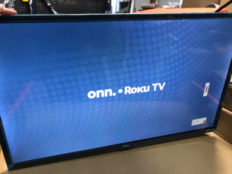 Photo 6 of Onn. 32" Class 720p HD LED Roku Smart TV (100012589)