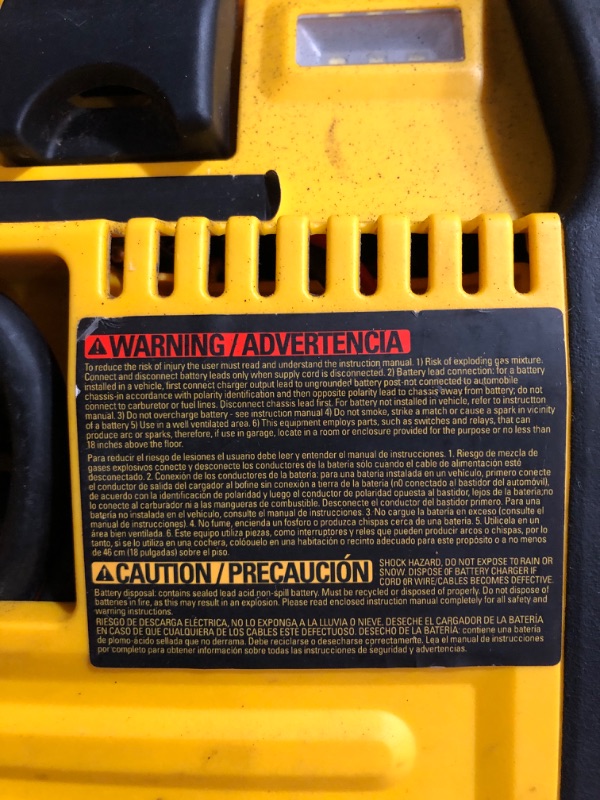 Photo 3 of * used * screen does not power on * see images * 
DEWALT DXAEJ14-Type2 Digital Portable Power Station Jump Starter - 1600 Peak Amps with 120 PSI Compressor