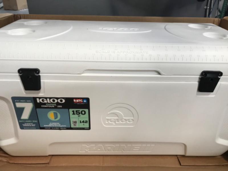 Photo 2 of Igloo 150 QT White Marine Polar Contour Insulated Cooler White 150 Qt New