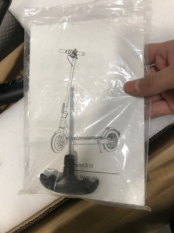 Photo 2 of (PARTS ONLY)Electric Scooter 500W Motor 10" Solid Tires 19 Miles Long Range for Adults - 19 Mph Max Speed,Smart APP,Dual Brake System black