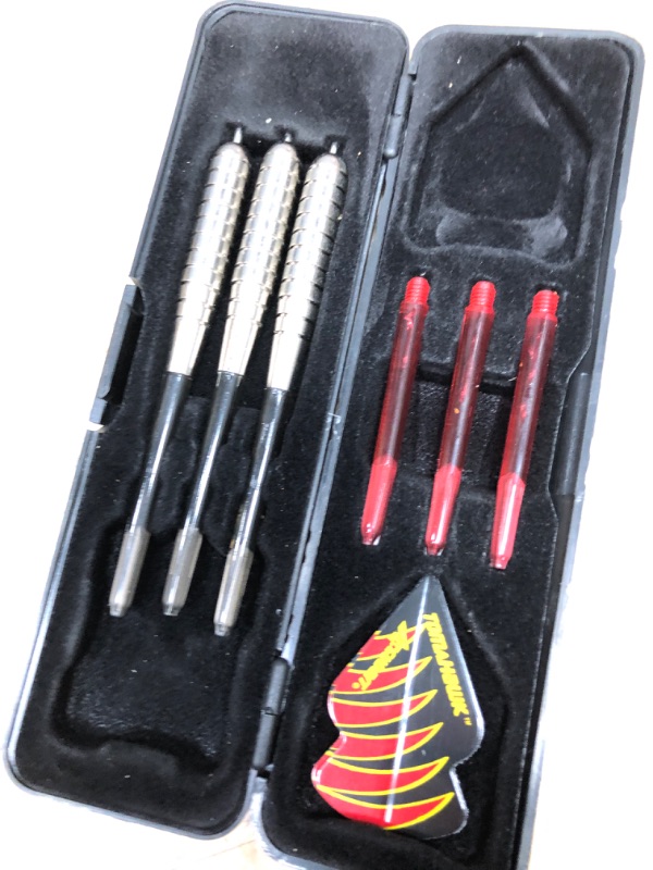 Photo 2 of Accudart Double-in Dart Set