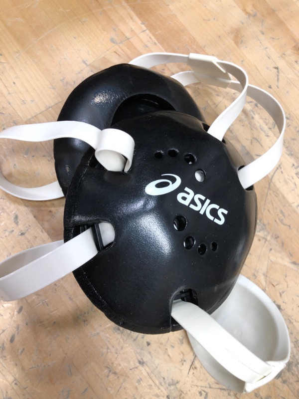 Photo 2 of ASICS Snap Down Wrestling Headgear
