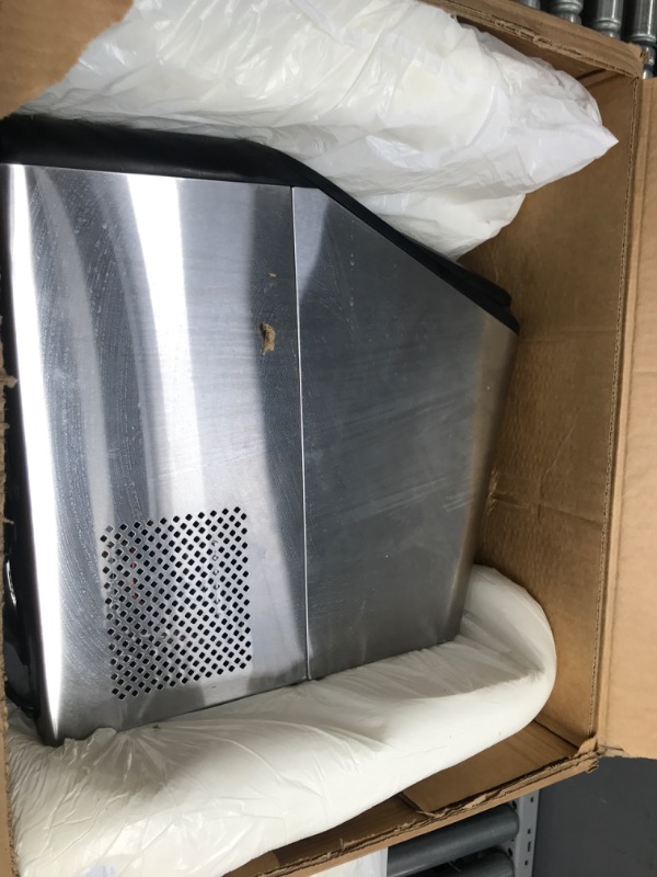 Photo 2 of **SEE NOTES/NON-REFUNDABLE FOR PARTS**
Newair Countertop Nugget Ice Maker | Up to 30lbs of Ice a Day - Restaurant Quality Ice in 10 Minutes | Self-Cleaning, Refillable Water Tank, Automatic Water Line, Removable Ice Basket & Scoop