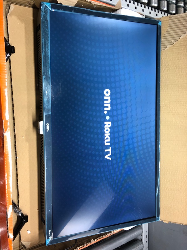 Photo 2 of Onn. 32" Class 720p HD LED Roku Smart TV (100012589)