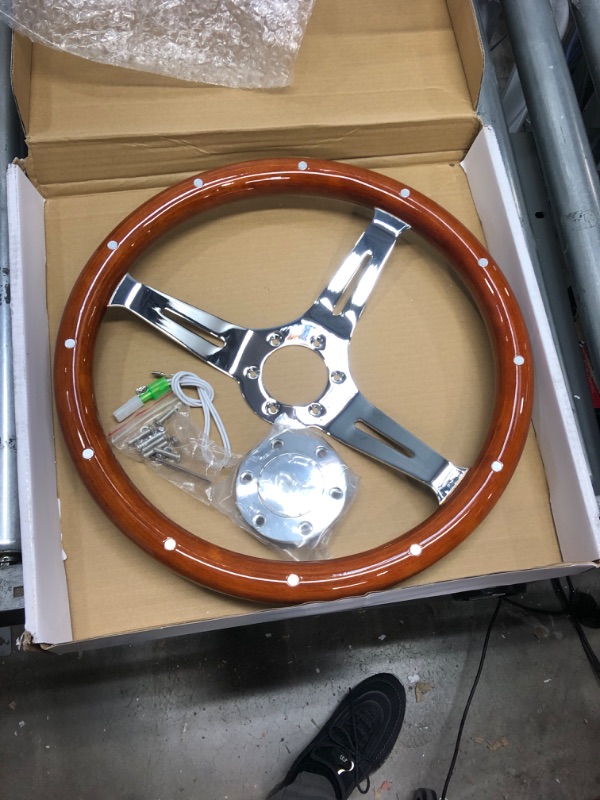 Photo 2 of 15" Classic Wood Grain Steering Wheel Riveted Light Wood Grip Universal Automotive Steering Wheels Slotted 3 Spoke with Horn Button W-131