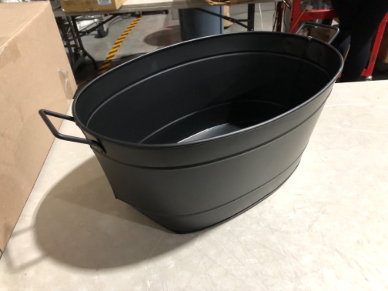Photo 4 of ***DENTED - SEE PICTURES***
Achla Designs Black Oval Galvanized Steel Tub