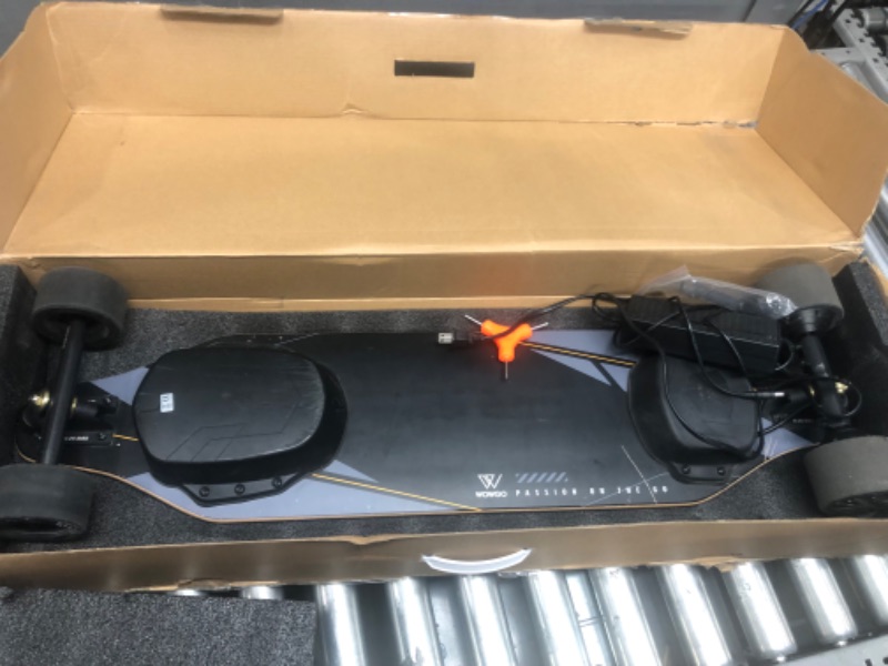 Photo 3 of Missing remote
WOWGO Electric Skateboard with 12S 216Wh Battery Dual 550W Motors, E Longboard for Beginners Adults Max Load 330 LBS, 90mm Wheels Skateboards with 14.3 Miles Range -2S MAX