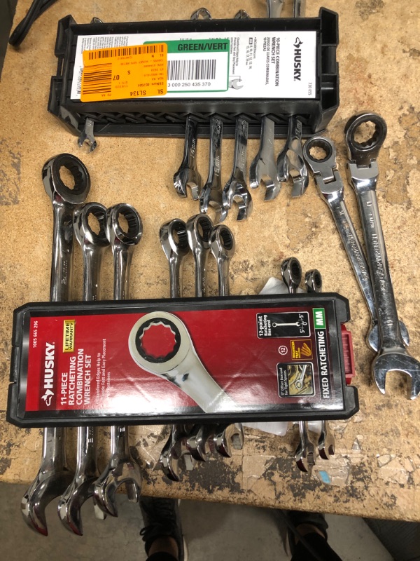 Photo 3 of Husky Ratcheting Metric Combination Wrench Set (11-Piece) EXTRA WRENCHES 