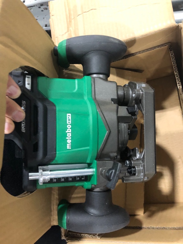 Photo 1 of Metabo HPT 36V MultiVolt™ Cordless Plunge Router (Tool Only) w/ 36V MultiVolt™ Battery and Charger Kit M3612DAQ4 (Tool Only) w/ 36V MultiVolt™ Battery & Charger Kit