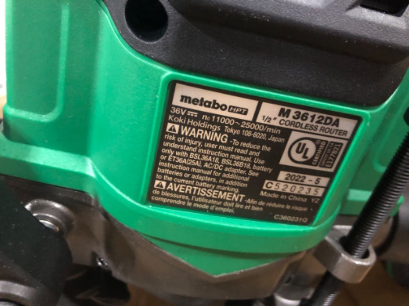 Photo 3 of Metabo HPT 36V MultiVolt™ Cordless Plunge Router (Tool Only) w/ 36V MultiVolt™ Battery and Charger Kit M3612DAQ4 (Tool Only) w/ 36V MultiVolt™ Battery & Charger Kit