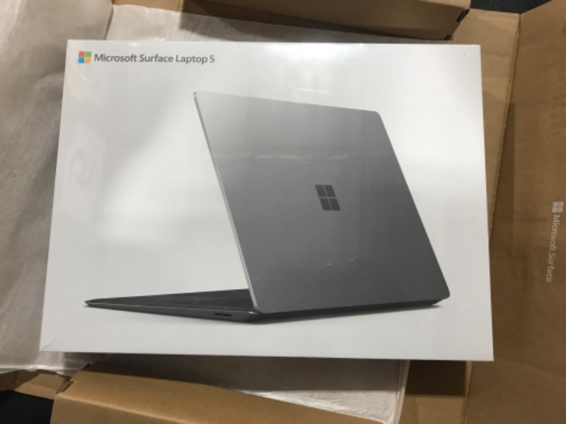Photo 2 of Microsoft Surface Laptop 5 (2022), 13.5" Touch Screen, Thin & Lightweight, Long Battery Life, Fast Intel i5 Processor for Multi-Tasking, 256GB Storage with Windows 11, Platinum Intel Evo i5 8GB 256GB Storage 13.5 inchtouchscreen display Platinum