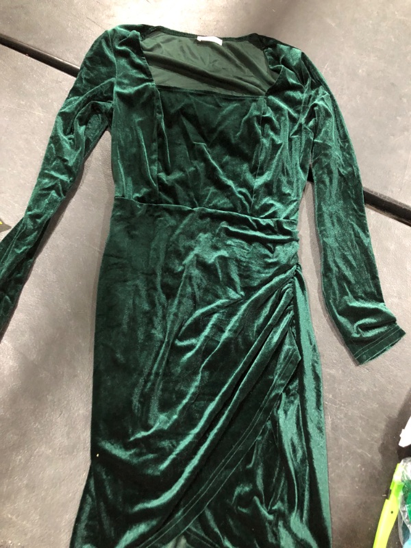 Photo 1 of (M) Women's Velvet Dress