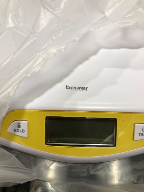 Photo 3 of Beurer BY80 Digital Baby Scale, Infant Scale for Weighing in Pounds, Ounces, or Kilograms up to 44 lbs, Newborn Scale with Hold Function, Pet Scale for Cats and Dogs