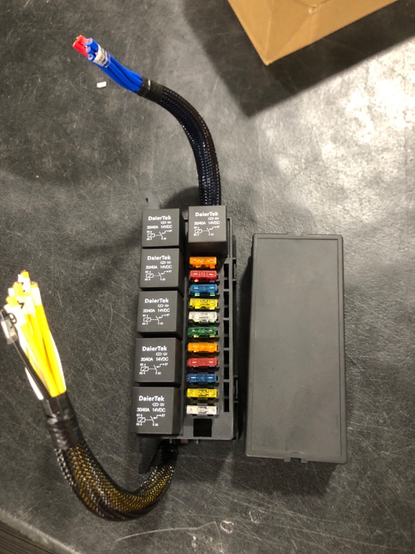 Photo 2 of RVBOATPAT 12 Vlot Fuse Relay Box Pre-Wired Fuse and Relay Box with 6 Relays and 11 Way ATC/ATO Blade Fuses, 12V Relay Fuse Box Block for Auto Car Marine Boat