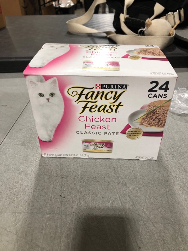 Photo 3 of (24 Pack) Fancy Feast Grain Free Pate Wet Cat Food, Classic Pate Chicken Feast, 3 oz. Pull-Top Cans