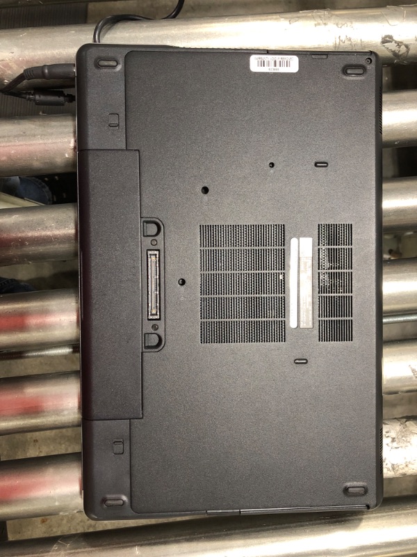 Photo 3 of Dell Latitude E6540 15.6inch Laptop, Core i7-4800MQ 2.7GHz, 16GB Ram, 500GB SSD, DVDRW, Windows 10 Pro 64bit, Webcam . parts only