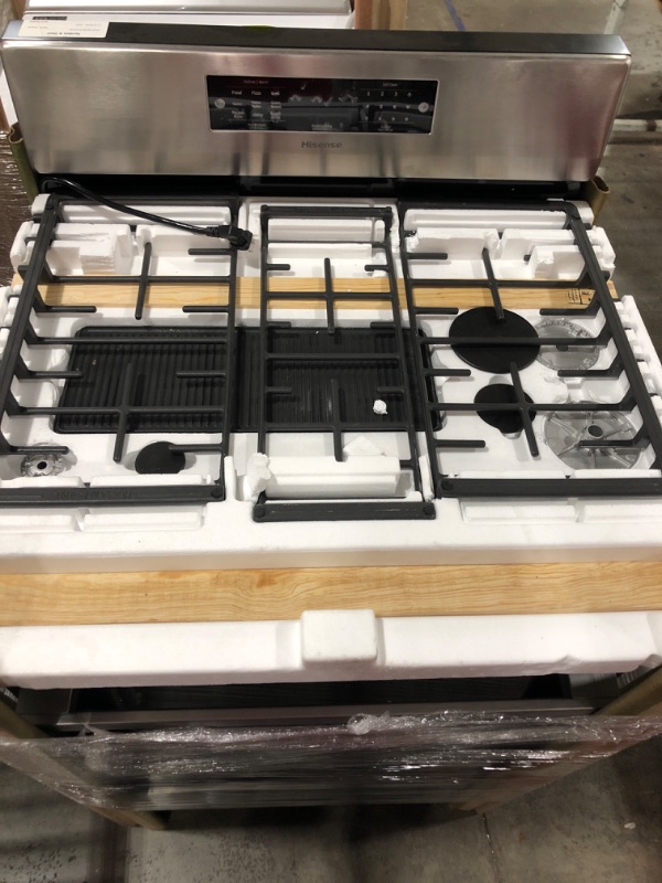 Photo 1 of Hisense 30-in 6 Burners 5.8-cu ft Self and Steam Cleaning Air Fry Convection Oven Freestanding Natural Gas Range (Stainless Steel)
