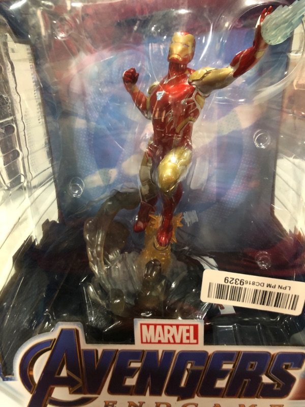 Photo 1 of DIAMOND SELECT TOYS Marvel Gallery: Avengers Endgame Iron Man Mk85 PVC Figure, Multicolor Standard