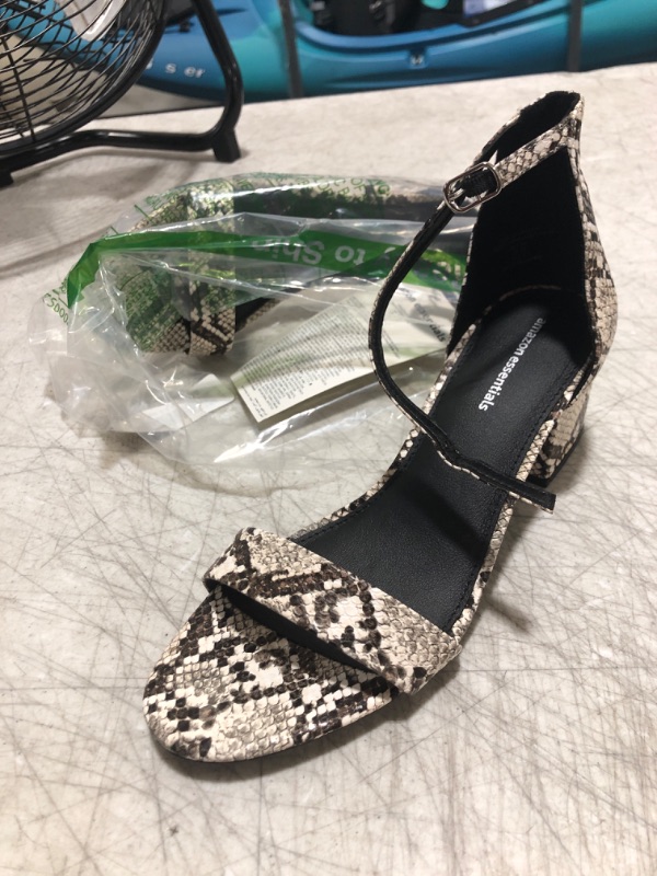 Photo 1 of Amazon Essentials - Women Heels - Snake Skin Type - Size 8 