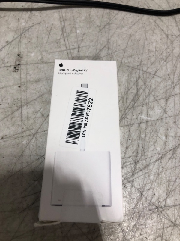 Photo 1 of Apple - USB C to Digital AV Cord 