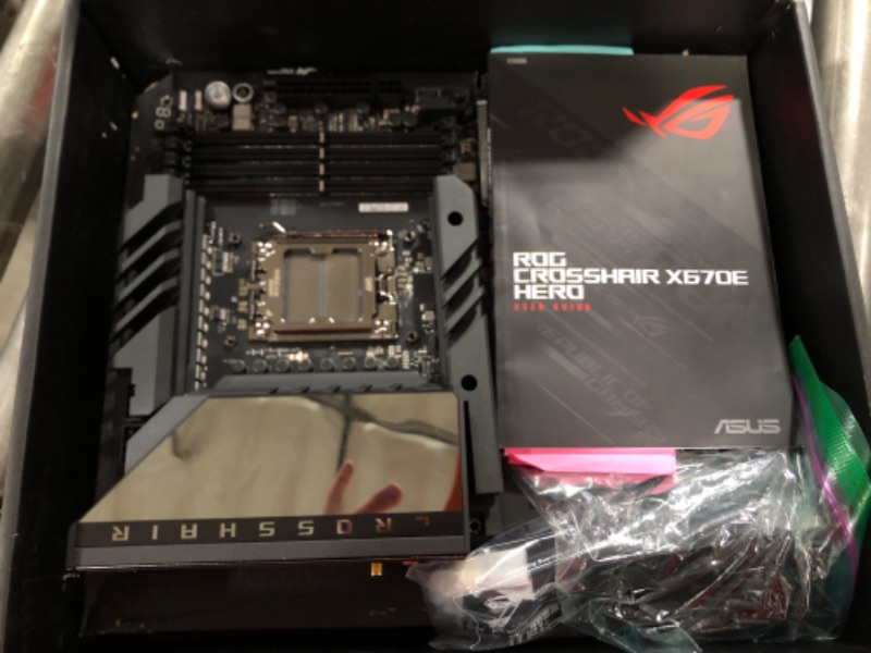 Photo 2 of ROG CROSSHAIR X670E HERO (Socket AM5) USB-C Gen2 AMD Motherboard with LED Lighting