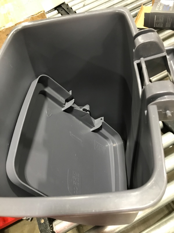 Photo 4 of Rubbermaid Step-on Pedal 8.25-Gal. Step-On Wastebasket