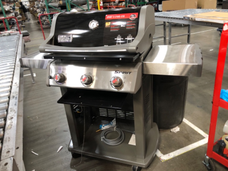 Photo 5 of ***DAMAGED - SEE NOTES***
Weber Spirit E-310 Natural Gas Grill, Black, 3 Burner