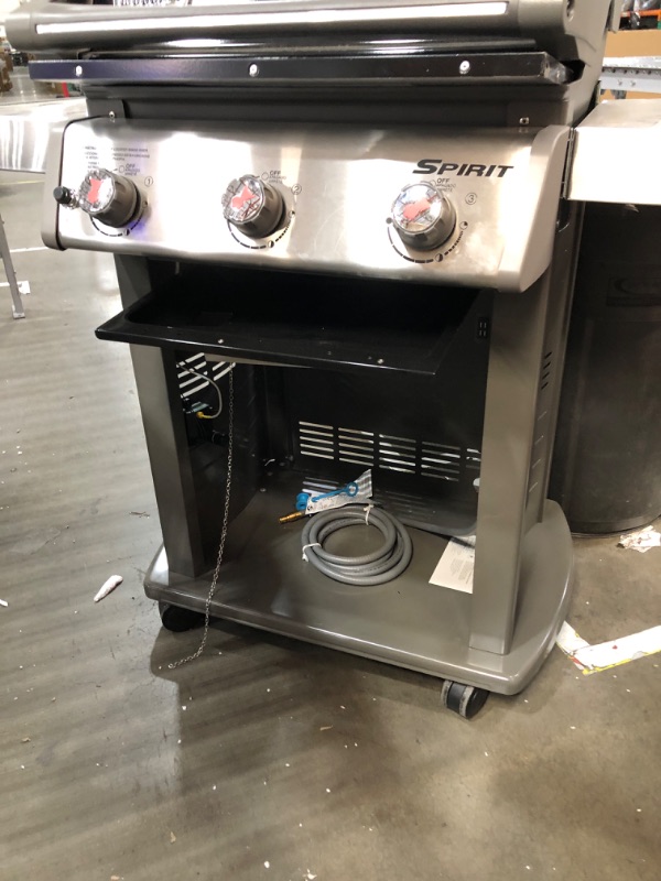 Photo 3 of ***DAMAGED - SEE NOTES***
Weber Spirit E-310 Natural Gas Grill, Black, 3 Burner