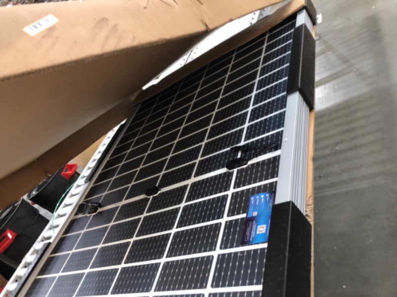 Photo 2 of 2Pcs 550-Watt Monocrystalline Solar Panel for RV Boat Shed Farm Home House Rooftop Residential Commercial House