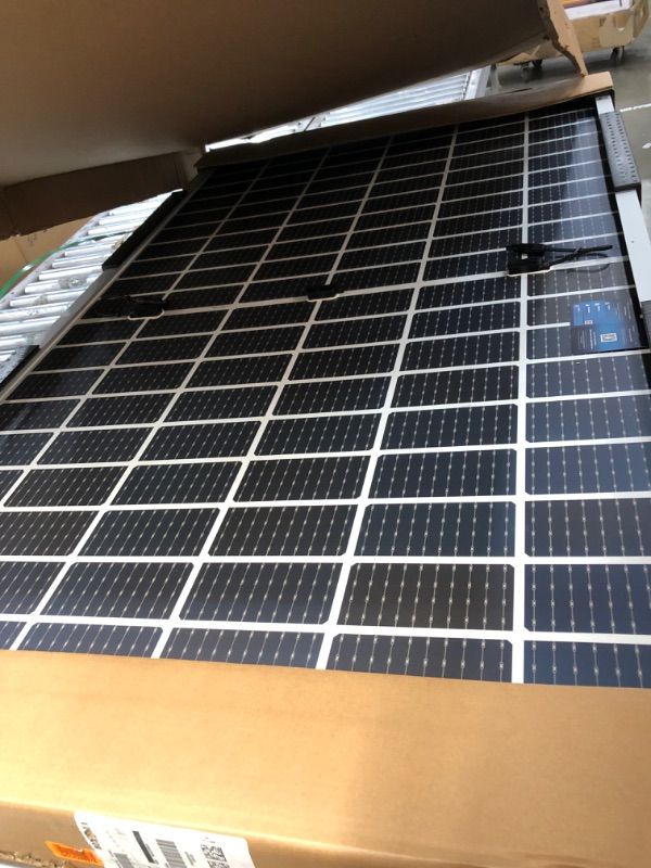 Photo 2 of 2Pcs 550-Watt Monocrystalline Solar Panel for RV Boat Shed Farm Home House Rooftop Residential Commercial House