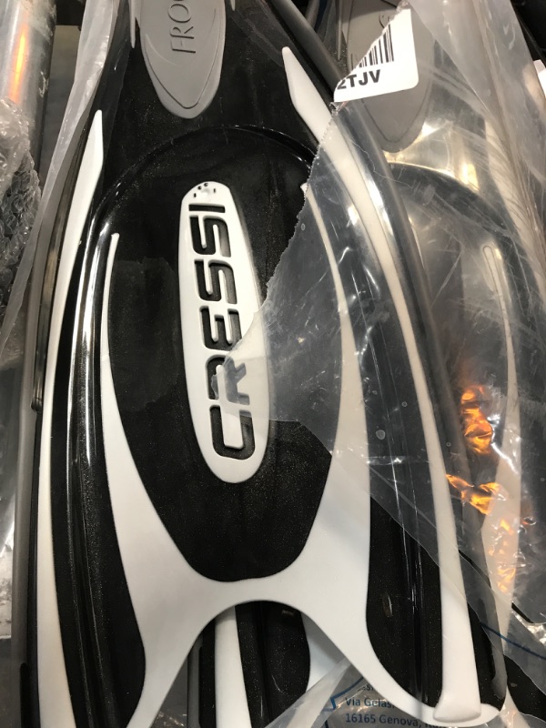 Photo 2 of Cressi Adult Powerful Efficient Open Heel Scuba Diving Fins small/medium 
