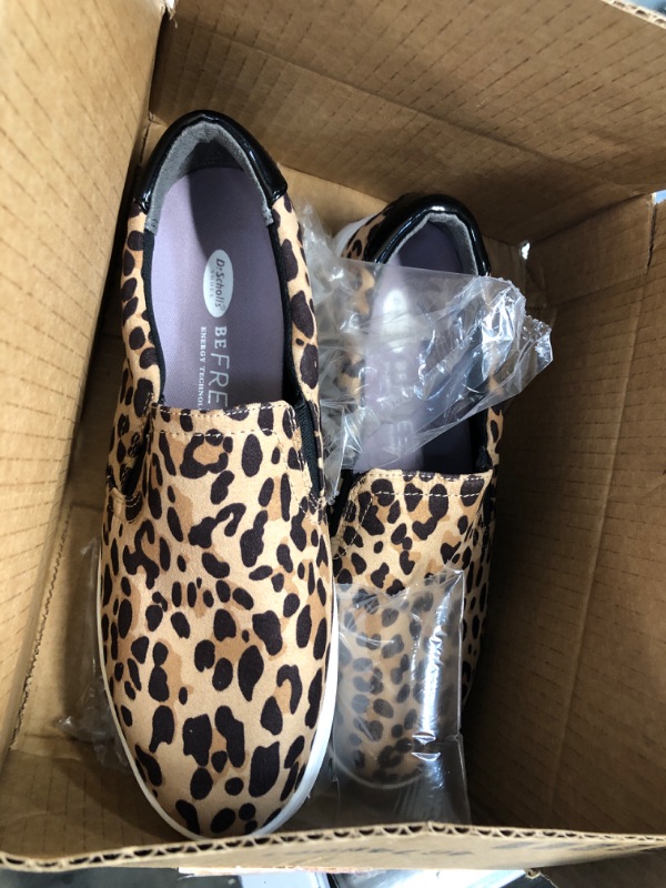 Photo 1 of Dr. Scholl's Shoes Women's Madison Sneaker size 5 
