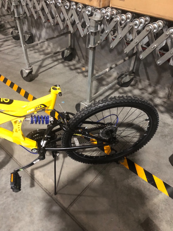 Photo 7 of ***USED - MISSING PARTS - SEE COMMENTS***
Dynacraft Vertical Alpine Eagle 24" Bike, Yellow