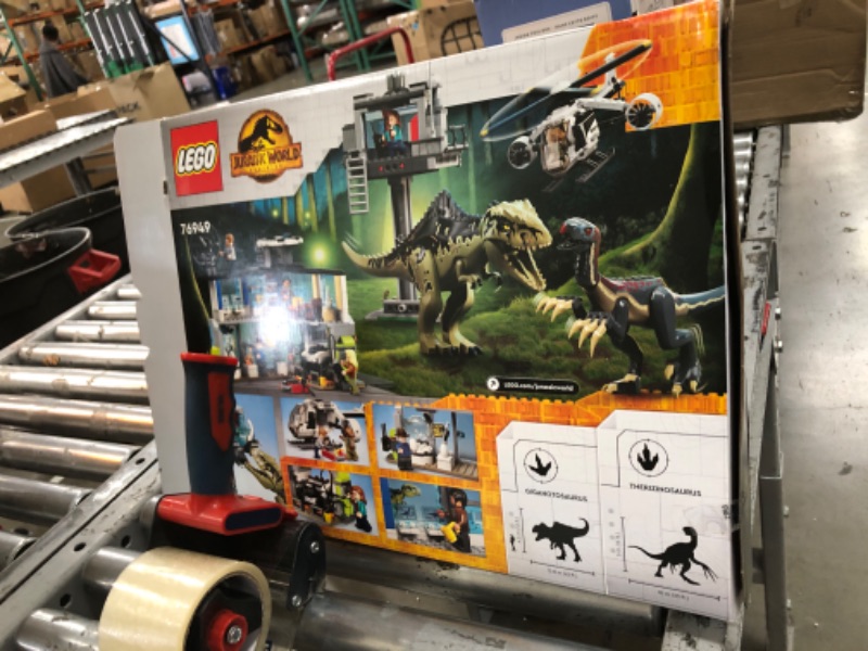 Photo 3 of ***3 BAGS MISSING - 1 BAG OPENED - FOR PARTS ONLY - NO REFUNDS***
LEGO Jurassic World Dominion Giganotosaurus & Therizinosaurus Attack 76949 Building Toy Set