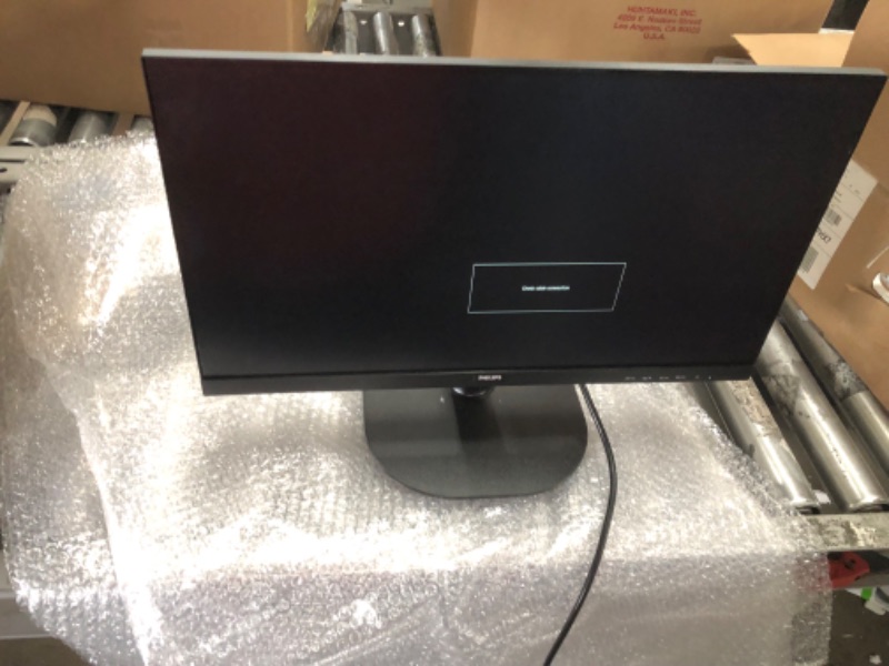 Photo 3 of PHILIPS 22 inch Class Thin Full HD (1920 x 1080) 75Hz Monitor, VESA, HDMI & VGA Port,