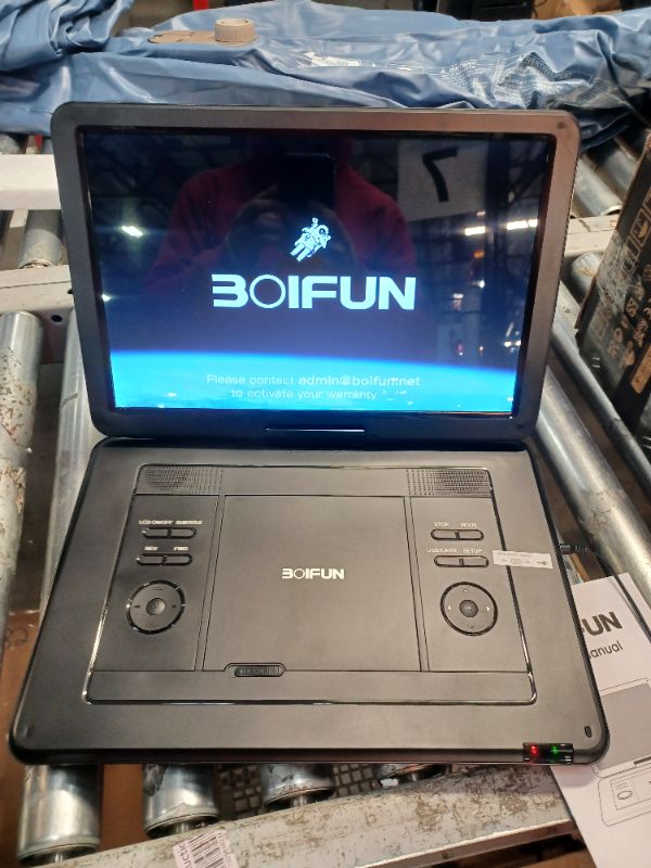 Photo 2 of * functional * see all images * 
Portable DVD Player with 15.6" Large HD Screen, 6 Hours Rechargeable Battery, Support USB/SD Card/Sync 
