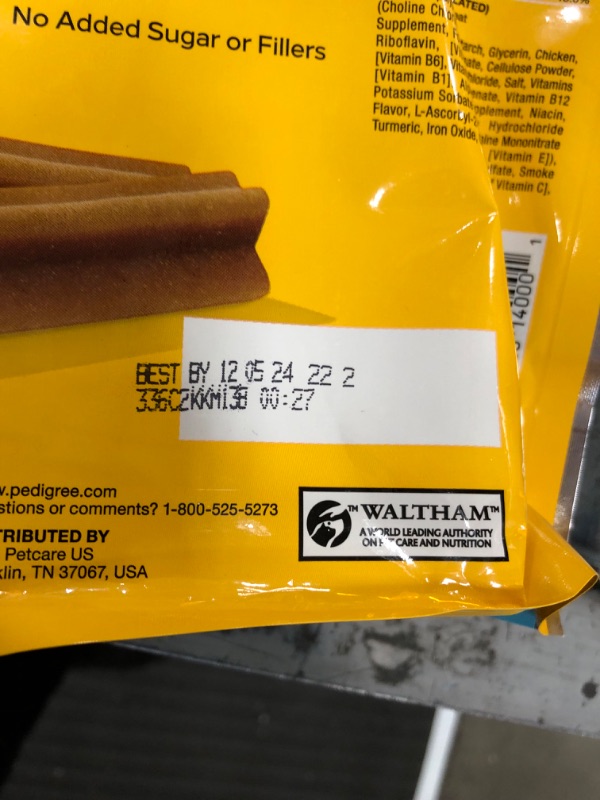 Photo 3 of **exp date 12/05/24!!!  Pedigree DENTASTIX Treats for Large Dogs, 30+ lbs. Multiple Flavors Variety: Chicken, Beef & Fresh 51 Count (Pack of 1)