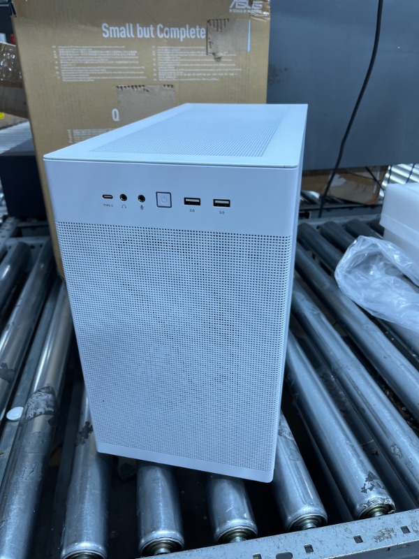 Photo 2 of ASUS Prime AP201 33-Liter MicroATX White case with Tool-Free Side Panels and a Quasi-Filter mesh, with Support for 360 mm Coolers, Graphics Cards up to 338 mm Long, and Standard ATX PSUs